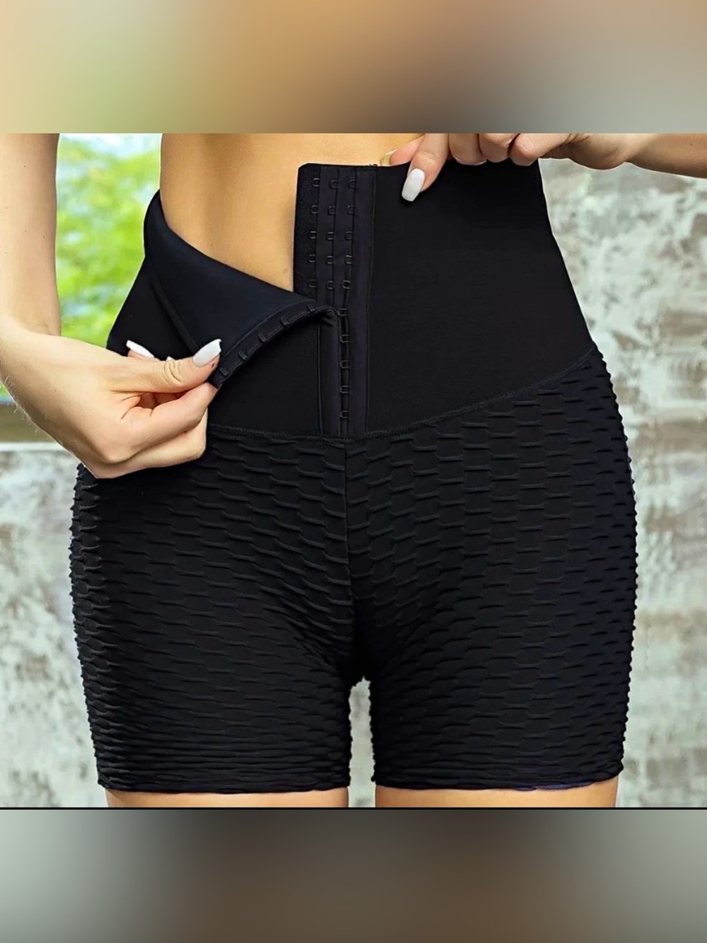 High-Waist Black Sculpting Women’s Shorts with Hook Closure